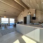 - New Modern With Fantastic View * Golsfjellet