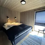 別荘 - New Modern With Fantastic View *