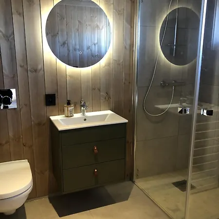 - New Modern With Fantastic View *