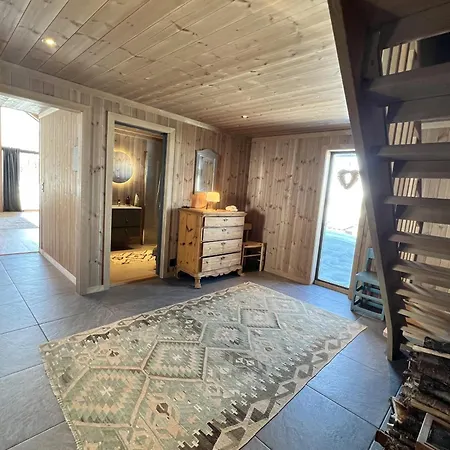 - New Modern With Fantastic View Golsfjellet